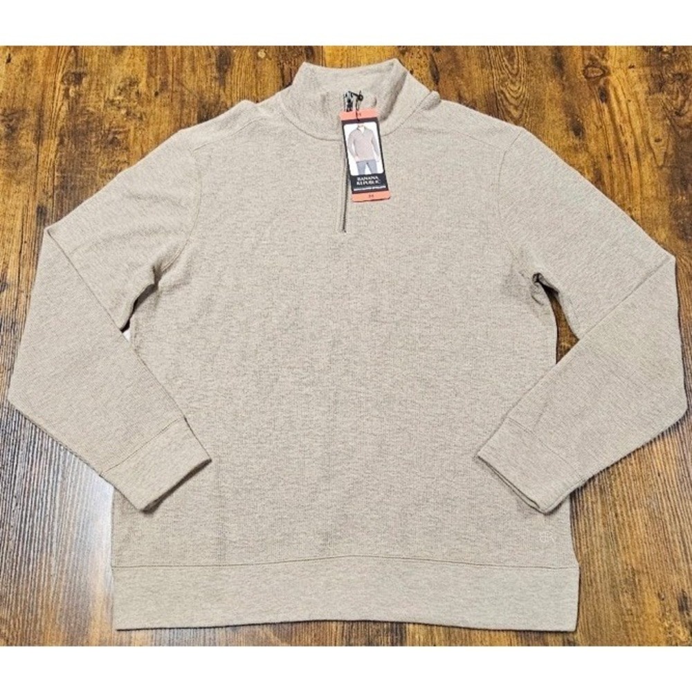Banana Republic Men's Quarter Zip Pullover Soft Beige Sweater Medium‎ NWT
